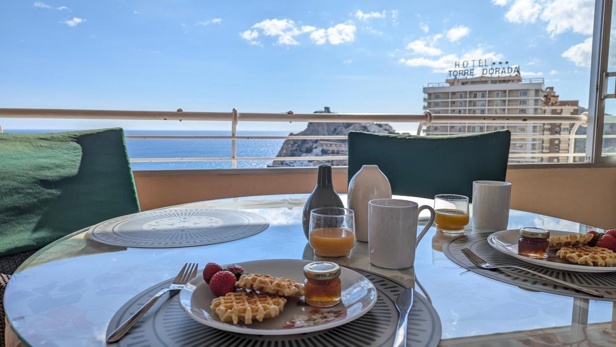 Coblanca Blue Sky Apartment Бенидорм Экстерьер фото